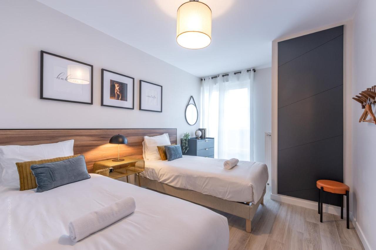 Le Celeste By Plaza Serris Exterior foto